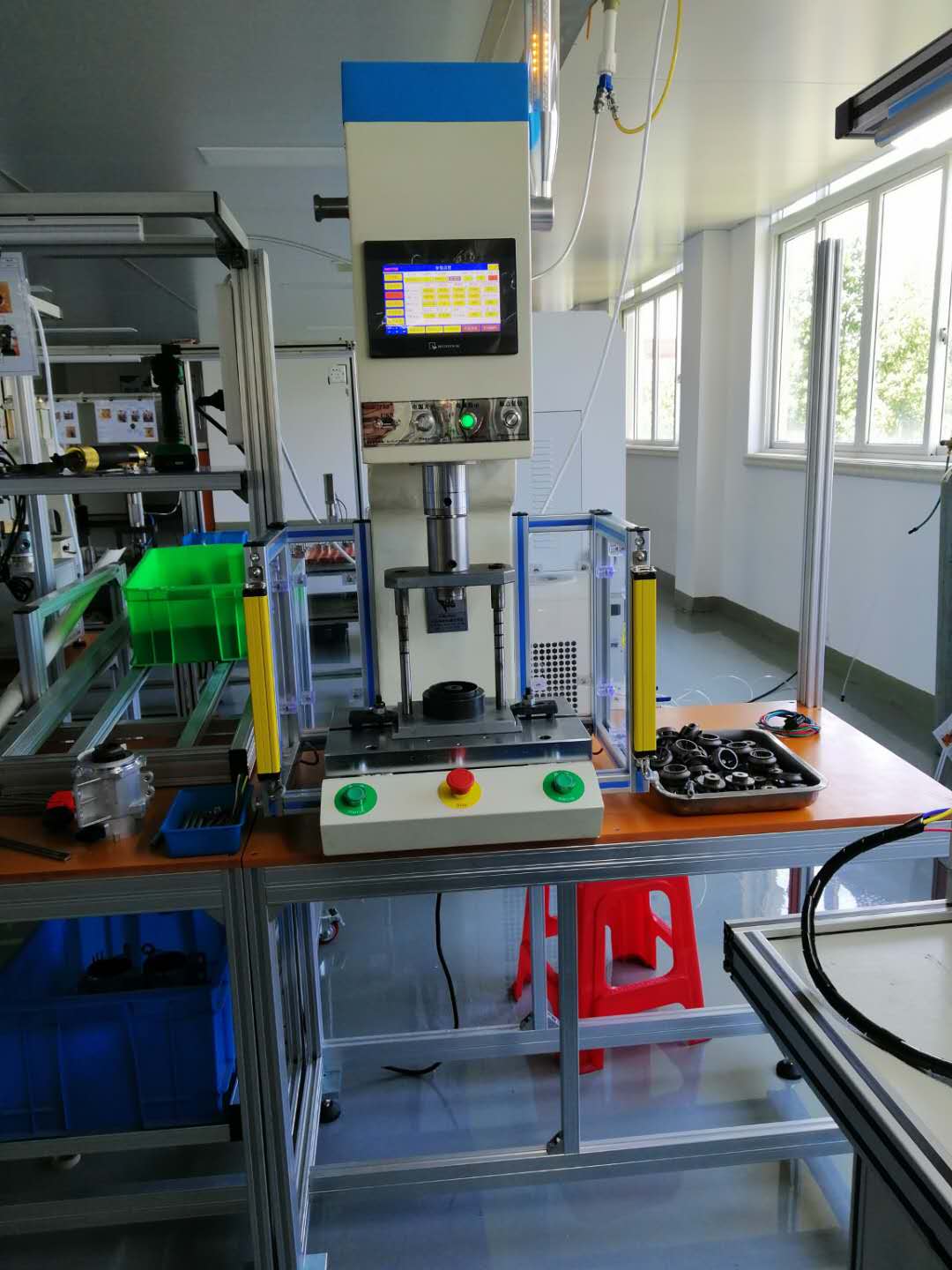 台式伺服压力机 台式伺服压力机